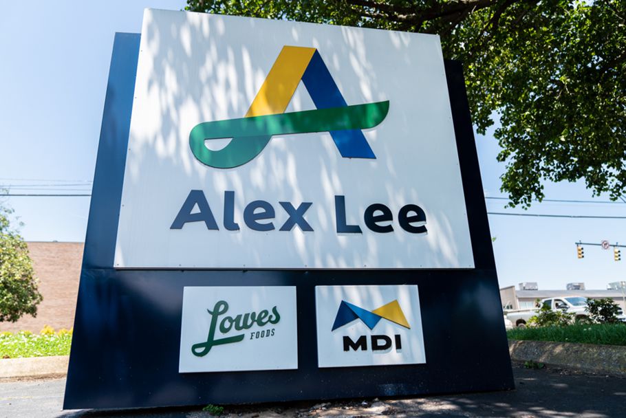 2016_AlexLeeSign_Resized